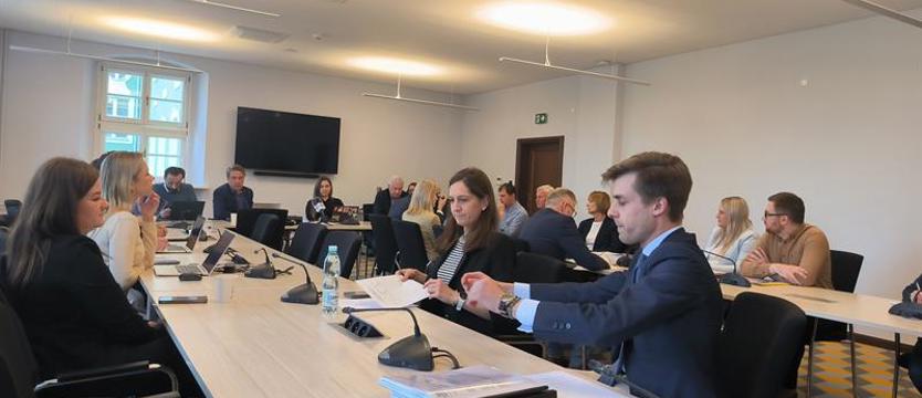 Stanica wodna za zgodę na stację paliwową w Podjuchach?