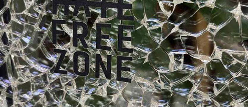 Ktoś wybił szybę w Trafostacji