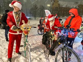 Ho ho ho! Jadą Mikołaje na rowerach!