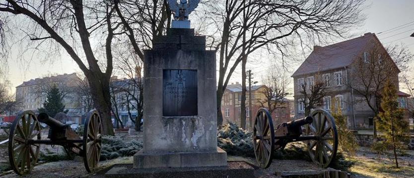 O szkodliwej praktyce nadawania nowych znaczeń i symboli