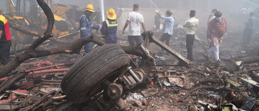 Indie: ponad 290 osób zginęło w katastrofie lotniczej w Ahmadabadzie