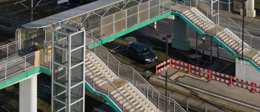 Niekończąca się naprawa. ​Windą przy Hangarowej wciąż nie pojedziemy