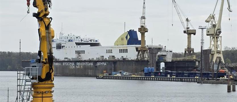 Prom „Epsilon” w doku Morskiej Stoczni Remontowej