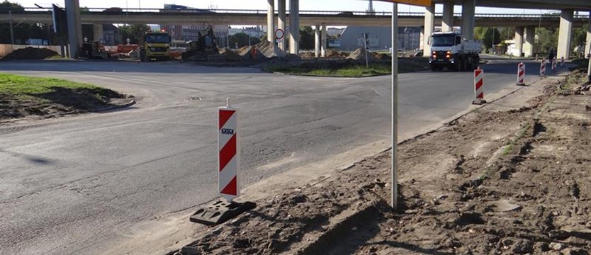 Przebudowa układu drogowego na Międzyodrzu. Ulica Władysława IV z blokadą