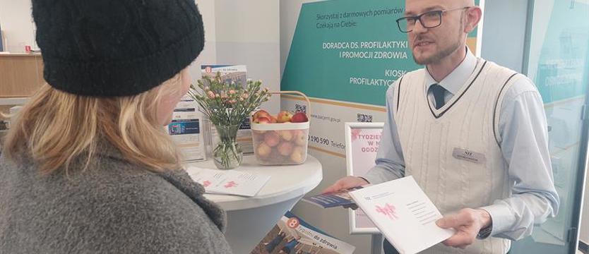 Pomiary, warsztaty, porady. NFZ paniom na zdrowie