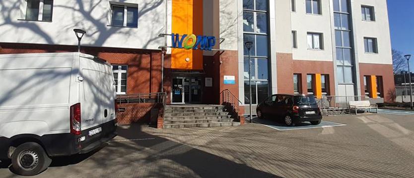 Chłodniej w gabinetach w przychodni WOMP