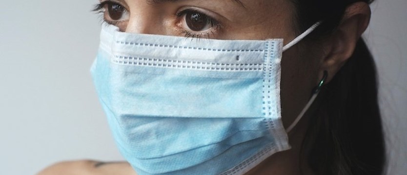 Ministerstwo Zdrowia: 14 325 nowych zakażeń koronawirusem. Zmarło 709 osób z COVID-19