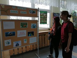 Światowy Dzień Ziemi w szczecińskich szkołach. Nasza planeta w naszych rękach