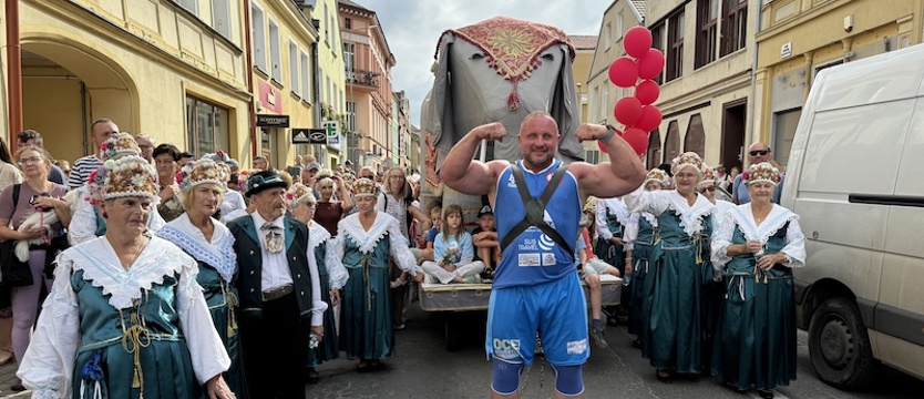 Trwa Trzebiatowskie Święto Kaszy. Wieczorem zagra Pectus