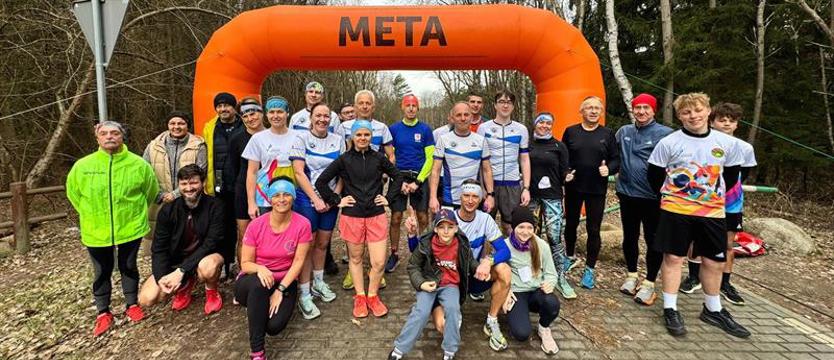 Lekkoatletyka. W nowej edycja Dziwnowskiej Ligi Biegowej pobiegł 78-latek