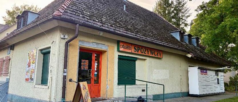 Społem na Głębokim zostaje. Mieszkańcy postawili na swoim