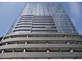 Co się dzieje za fasadami ze szkła Hanzy Tower? Deweloper, klienci i rozliczenia za apartamenty