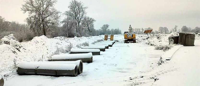 Nowa droga z parku przemysłowego do granicy Warnic