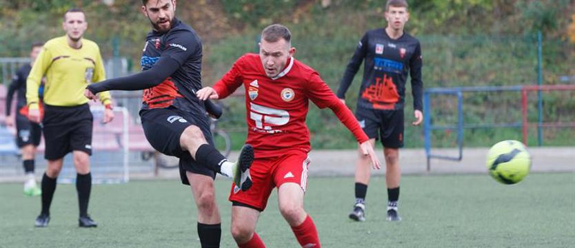 Piłka nożna. Hutnik skuteczniejszy od Arkonii