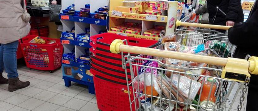 Zrobi zakupy, pomoże w pielęgnacji… Usługi po sąsiedzku