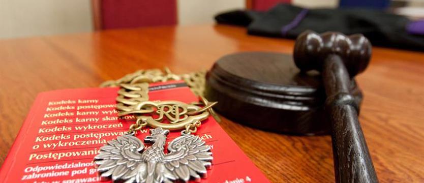 Były asesor komorniczy stanie przed sądem. Miał przywłaszczyć ponad 16 mln zł