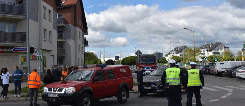 Policja zapukała do konstruktora, architekta i deweloperów