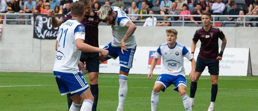 Piłka nożna. Urodzinowy mecz ze Stalą