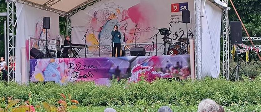 Słońce, róże i muzyka... Tango nuevo na Różance
