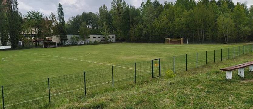 Piłka nożna. Kasta nadal istnieje!