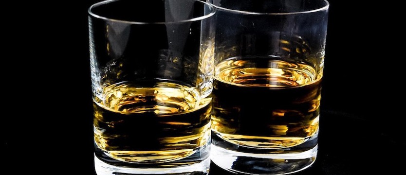 Sondaż: 81 proc. badanych za zakazem sprzedaży alkoholu w Sejmie