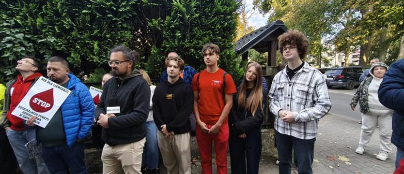 Krwiodawcy protestują – decydenci zamykają!