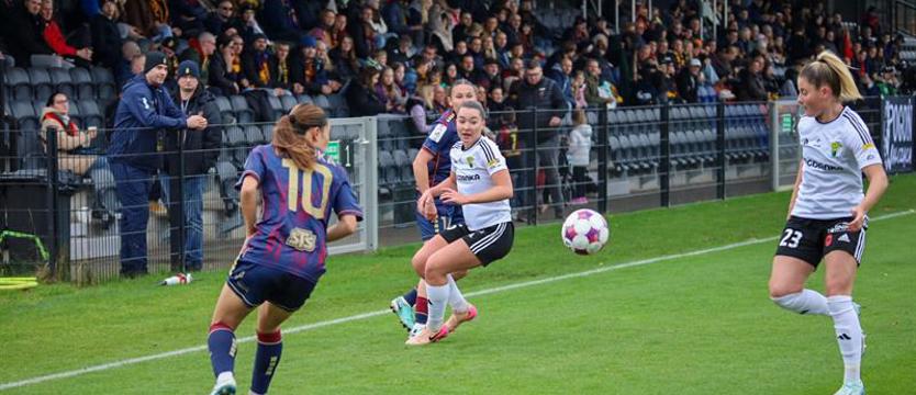 Piłka nożna. Na Pomorzu rządzi Pogoń!