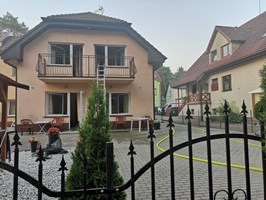 Ewakuacja pensjonatu w Pogorzelicy. Zapalił się akumulator roweru elektrycznego