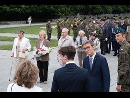 Z hejnałem i wojskową oprawą uczcili pamięć pionierów Szczecina