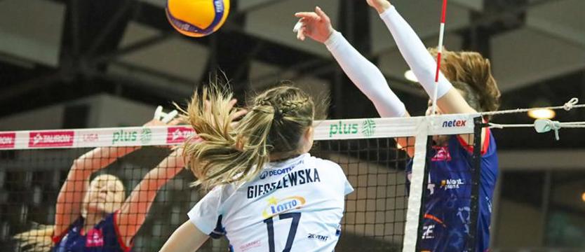 Siatkówka. Chemik pogromcą faworytów