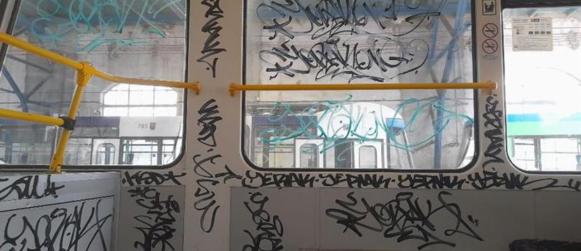 Tramwajowi graficiarze potrójnie ukarani