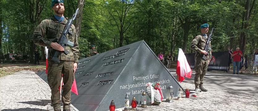 "Prawda ma wymiar oczyszczający". Hołd dla ofiar zbrodni wołyńskiej na Cmentarzu Centralnym