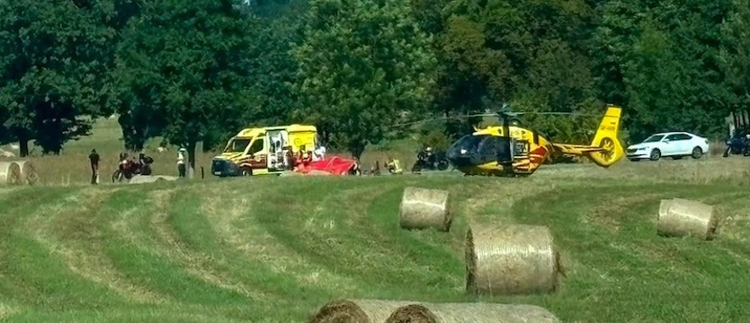 Wypadek na trasie Ińsko-Węgorzyno. Osobówka zderzyła się z motocyklem