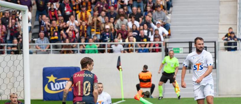 Piłka nożna. Luka Zahovič w ścisłej kadrze