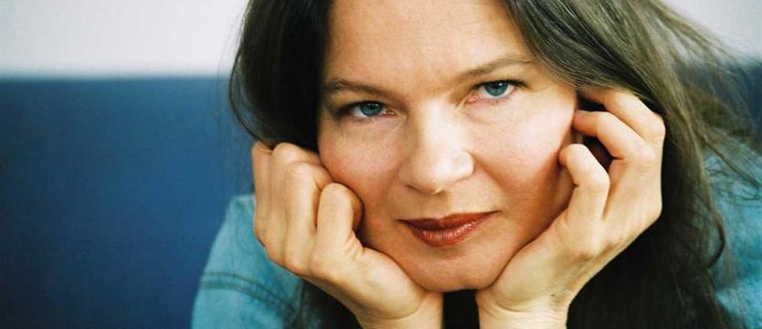 Kolejny Szczeciński Salon Poezji. Przyjedzie Agata Tuszyńska