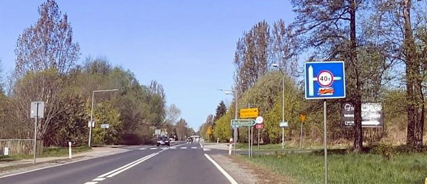 Most niepokoi mieszkańców. Im starszy i w gorszym stanie, tym więcej udźwignie?