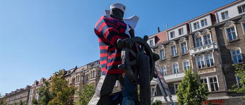 Szczeciński marynarz czeka na żaglowce