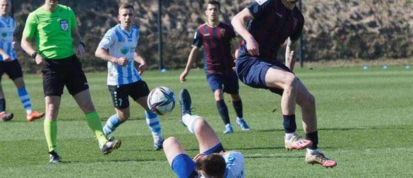 Piłka nożna. Derby Szczecina dla Pogoni II