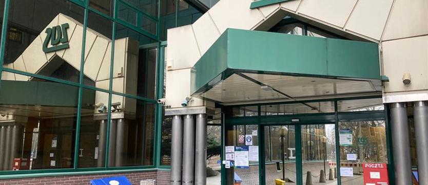 ZUS przypomina studentom. Ostatnie dni na złożenie zaświadczenia