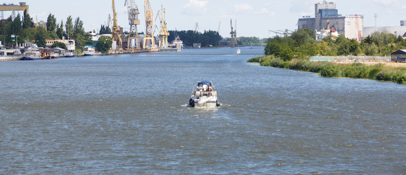 Naukowcy monitorują Odrę