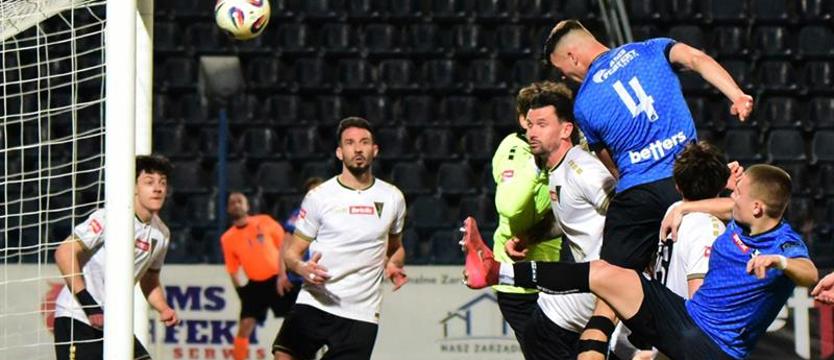 Piłka nożna. Rezerwy Pogoni uległy półfinaliście Pucharu Polski