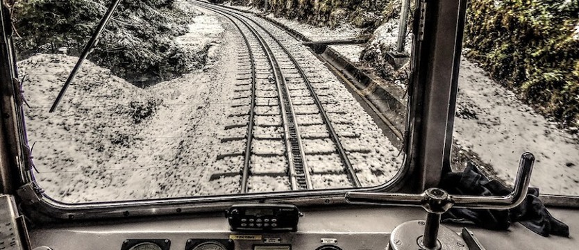 Trwa walka o przywrócenie rozkładowej organizacji ruchu pociągów