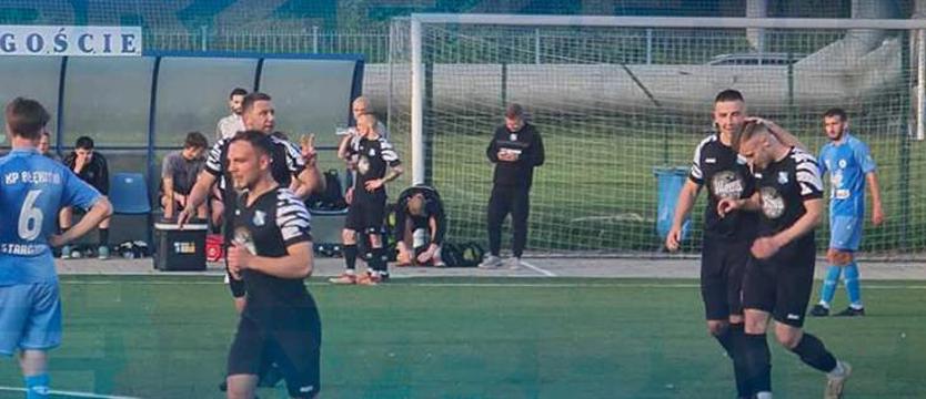 Piłka nożna. Solidarne remisy IV-ligowej czołówki