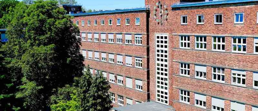 Rozpoczyna się modernizacja zabytkowych budynków 109 Szpitala Wojskowego w Szczecinie