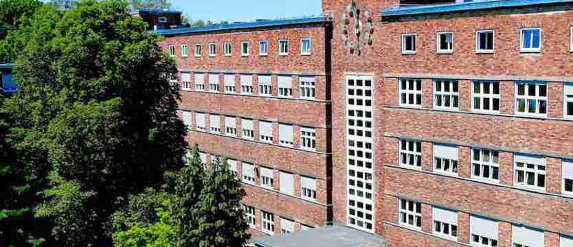 Rozpoczyna się modernizacja zabytkowych budynków 109 Szpitala Wojskowego w Szczecinie