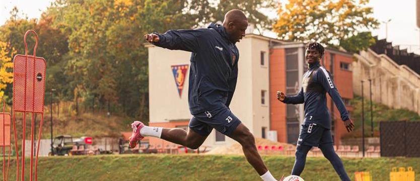 Piłka nożna. Mendy już trenuje