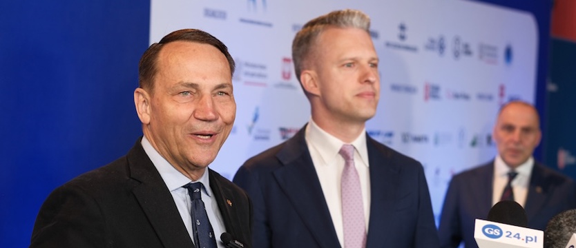 Sikorski podpisał wniosek. Radny Lwowa na liście osób niepożądanych w Polsce