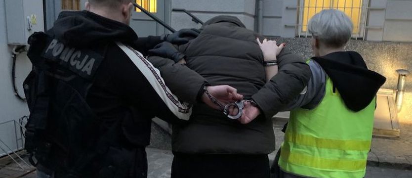 Oszukiwał w Gdańsku, wpadł w Szczecinie. Fikcyjne przelewy na miliony