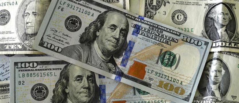 Ceny ropy naftowej przebiły poziom 100 dolarów za baryłkę