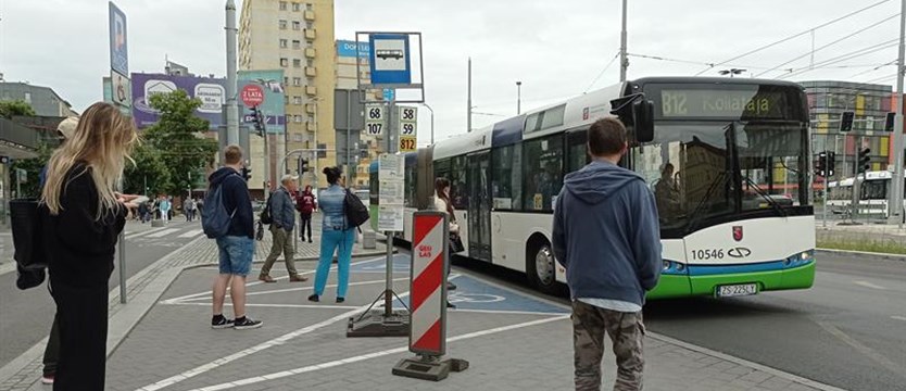Autobusy przez centrum od czwartku pojadą inaczej. Na pl. Rodła i w al. Wyzwolenia znów reorganizacja